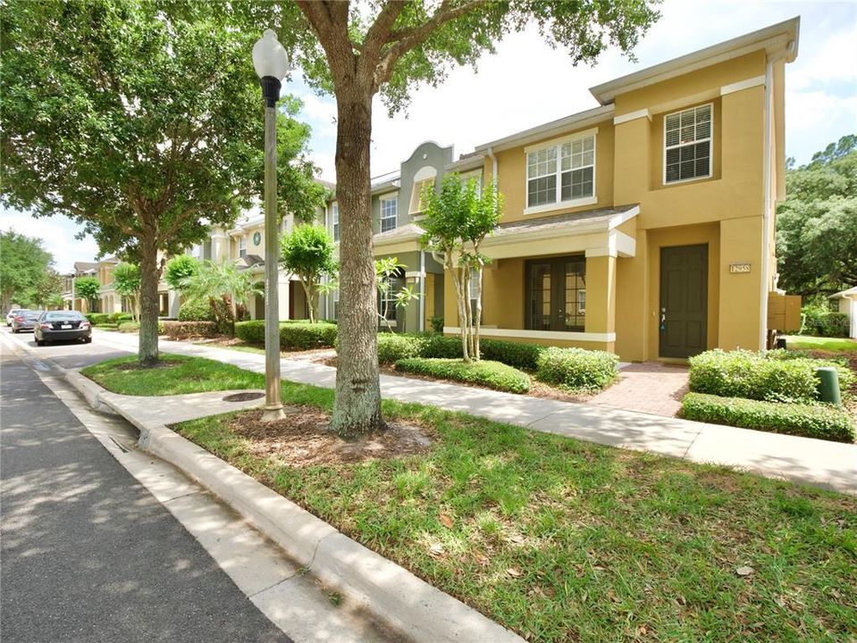 出租: $2,600 (3 贝兹, 2 浴室, 1644 平方英尺)