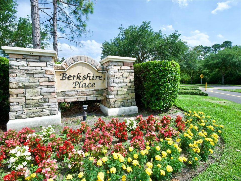 出租: $2,600 (3 贝兹, 2 浴室, 1644 平方英尺)