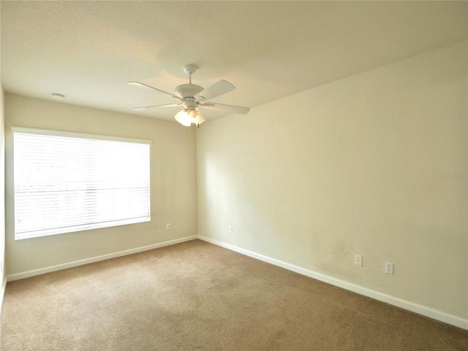 出租: $2,600 (3 贝兹, 2 浴室, 1644 平方英尺)