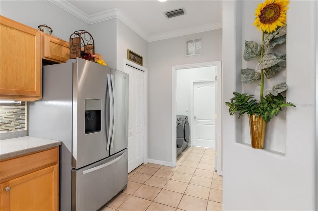 На продажу: $384,000 (2 спален, 2 ванн, 1667 Квадратных фут)