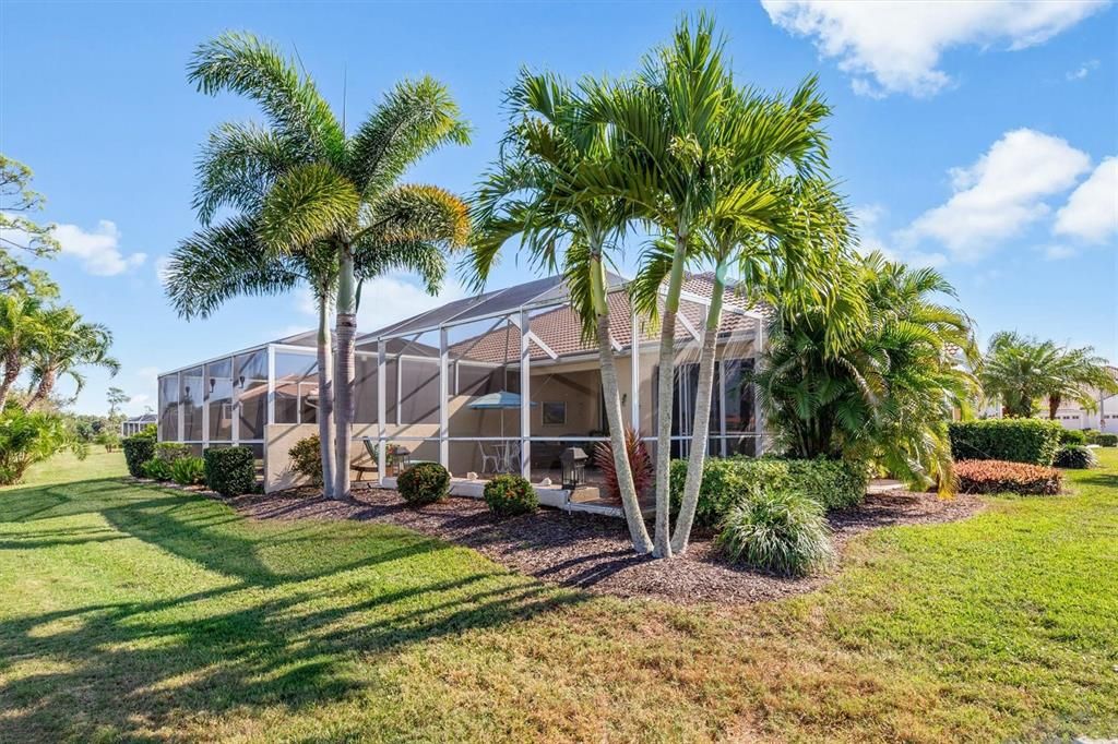 На продажу: $384,000 (2 спален, 2 ванн, 1667 Квадратных фут)