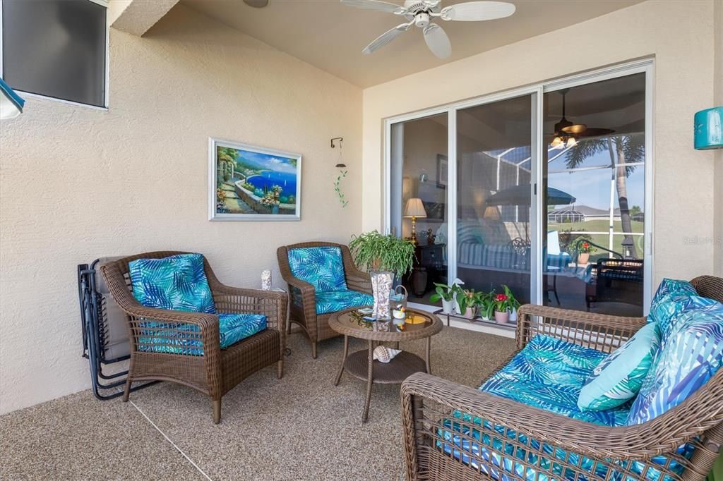 На продажу: $384,000 (2 спален, 2 ванн, 1667 Квадратных фут)