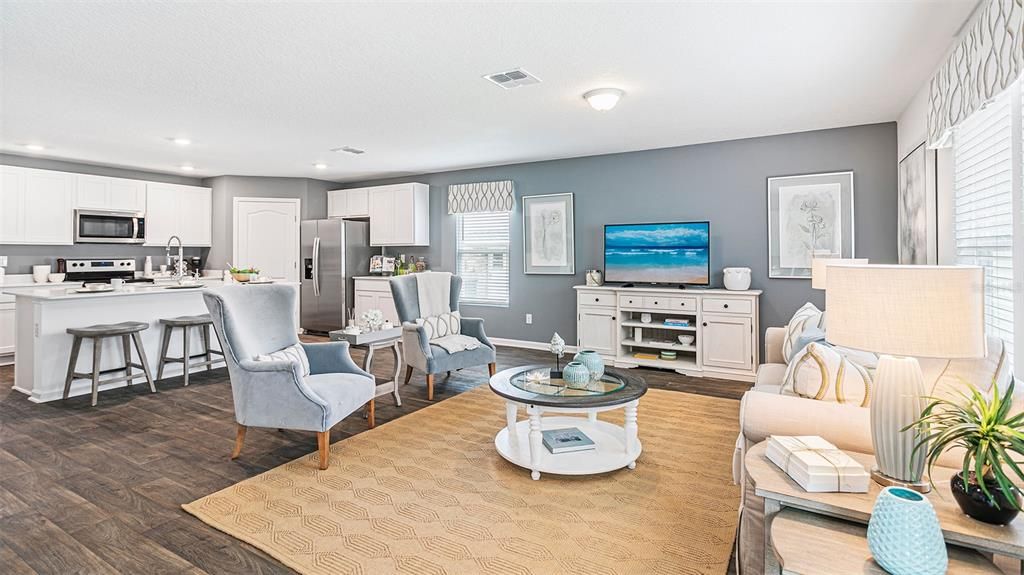 For Sale: $351,990 (4 beds, 2 baths, 1862 Square Feet)