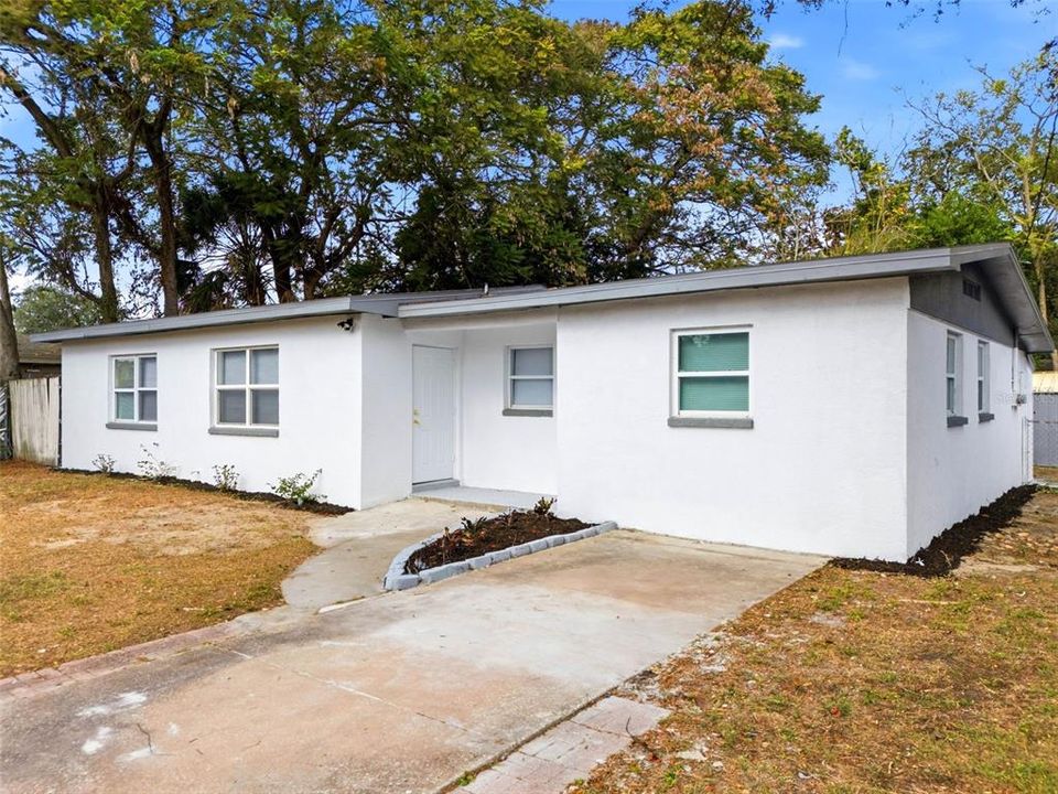 En Venta: $365,000 (4 camas, 2 baños, 1529 Pies cuadrados)