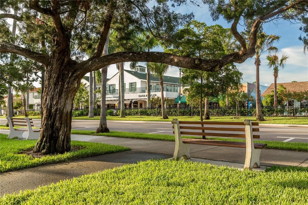 En Venta: $975,000 (3 camas, 3 baños, 2666 Pies cuadrados)