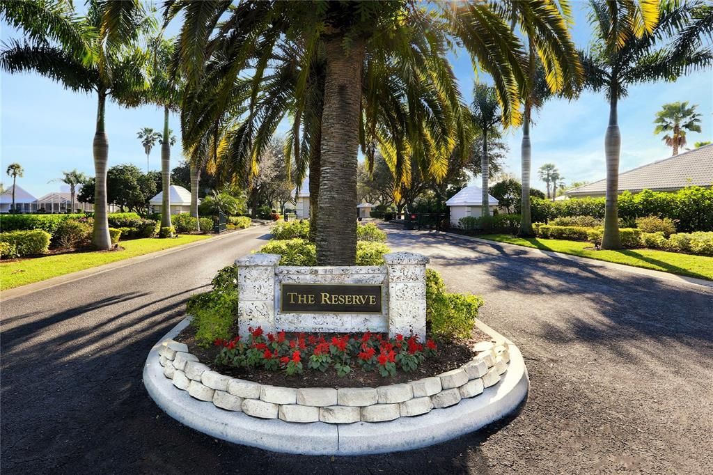 En Venta: $975,000 (3 camas, 3 baños, 2666 Pies cuadrados)