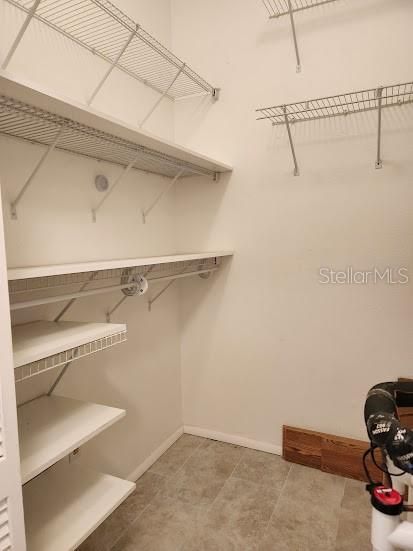 For Sale: $290,000 (2 beds, 2 baths, 1064 Square Feet)