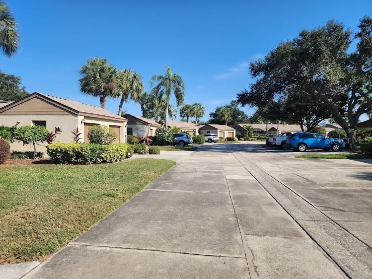 For Sale: $290,000 (2 beds, 2 baths, 1064 Square Feet)