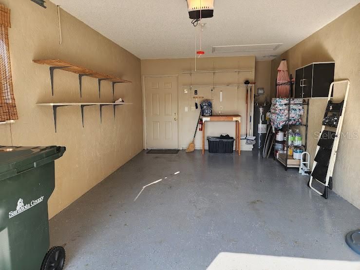 For Sale: $290,000 (2 beds, 2 baths, 1064 Square Feet)