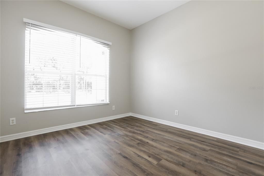 For Rent: $2,125 (3 beds, 2 baths, 1737 Square Feet)