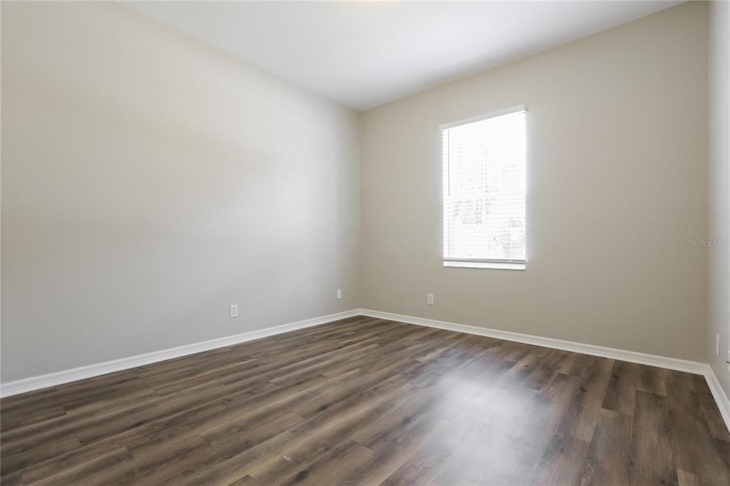 For Rent: $2,125 (3 beds, 2 baths, 1737 Square Feet)