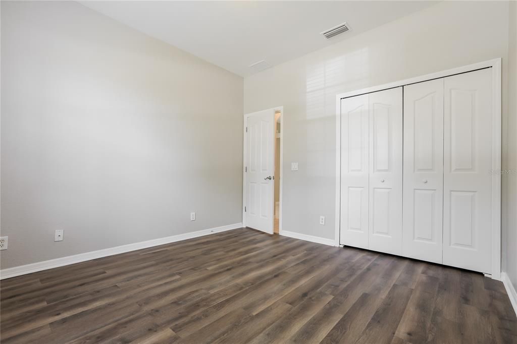 For Rent: $2,125 (3 beds, 2 baths, 1737 Square Feet)