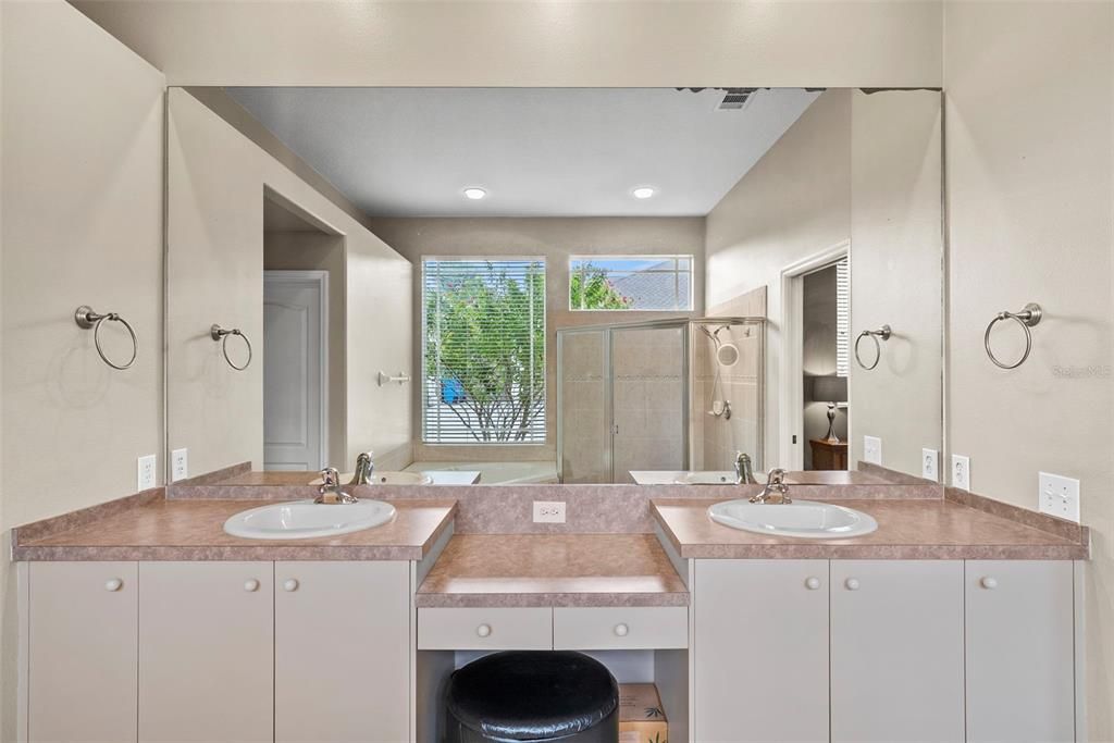 На продажу: $930,000 (3 спален, 3 ванн, 3053 Квадратных фут)