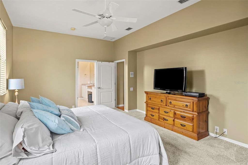 На продажу: $930,000 (3 спален, 3 ванн, 3053 Квадратных фут)