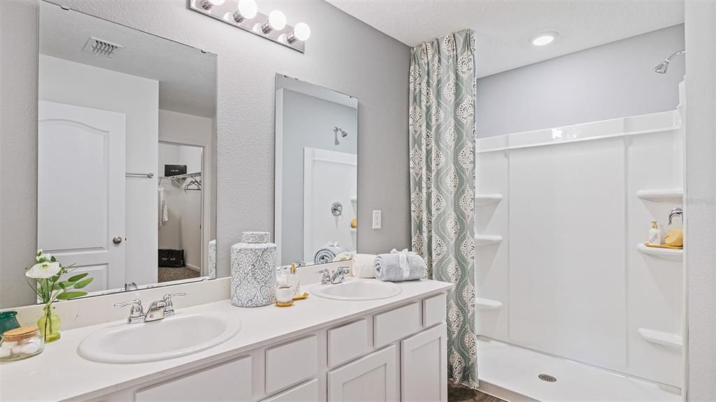 For Sale: $351,990 (4 beds, 2 baths, 1862 Square Feet)