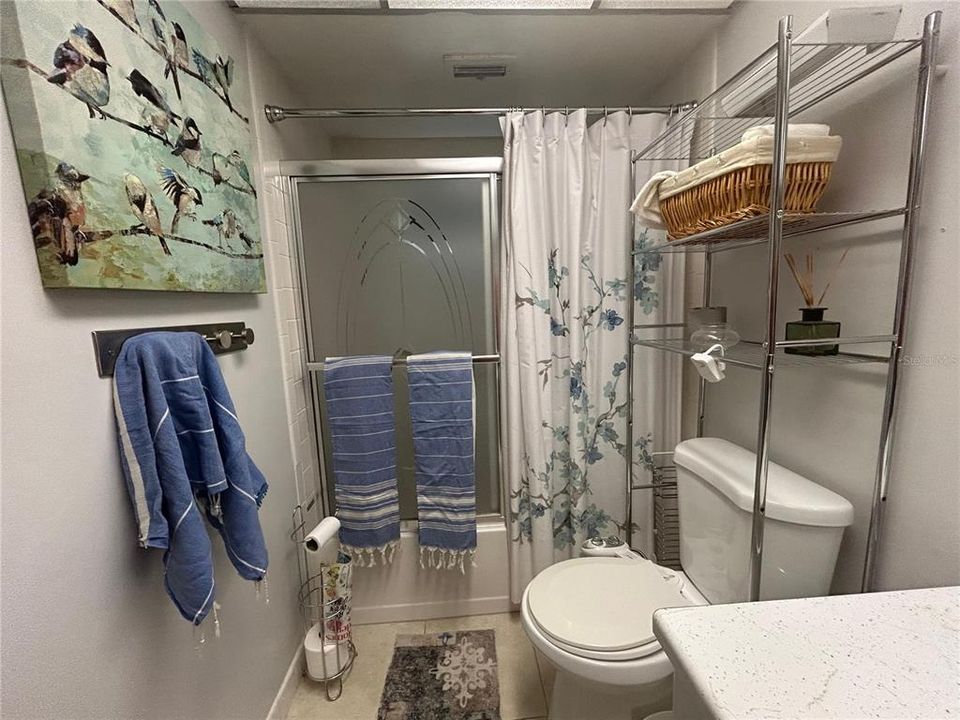 For Sale: $95,000 (1 beds, 1 baths, 624 Square Feet)