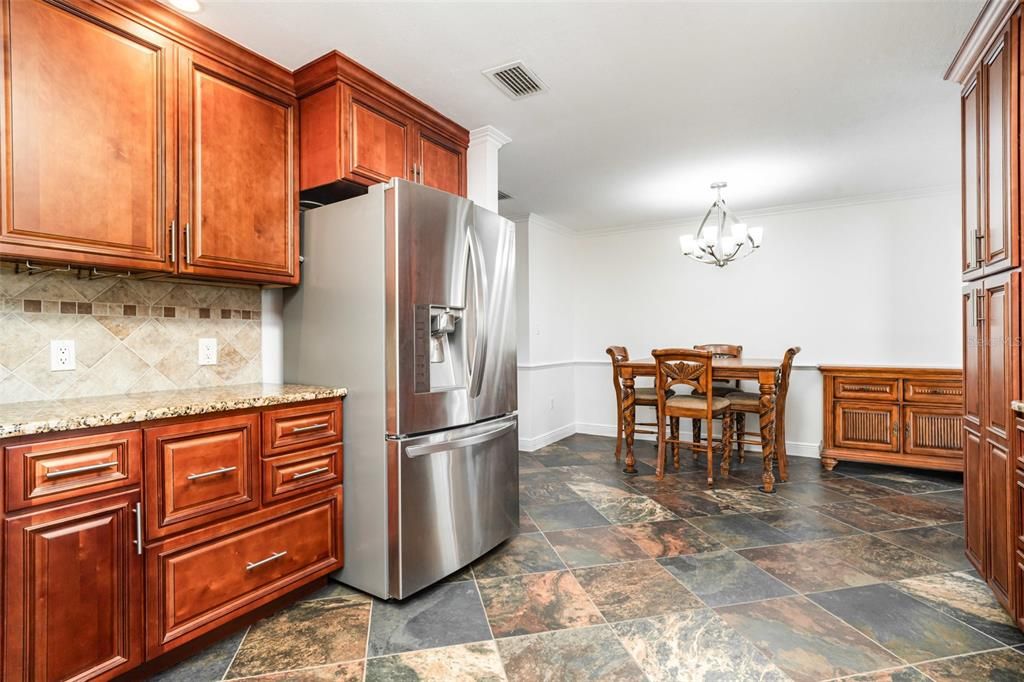 En Venta: $324,500 (3 camas, 2 baños, 1728 Pies cuadrados)