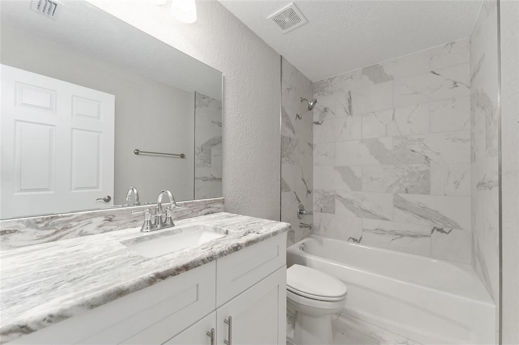 На продажу: $269,000 (3 спален, 2 ванн, 1475 Квадратных фут)