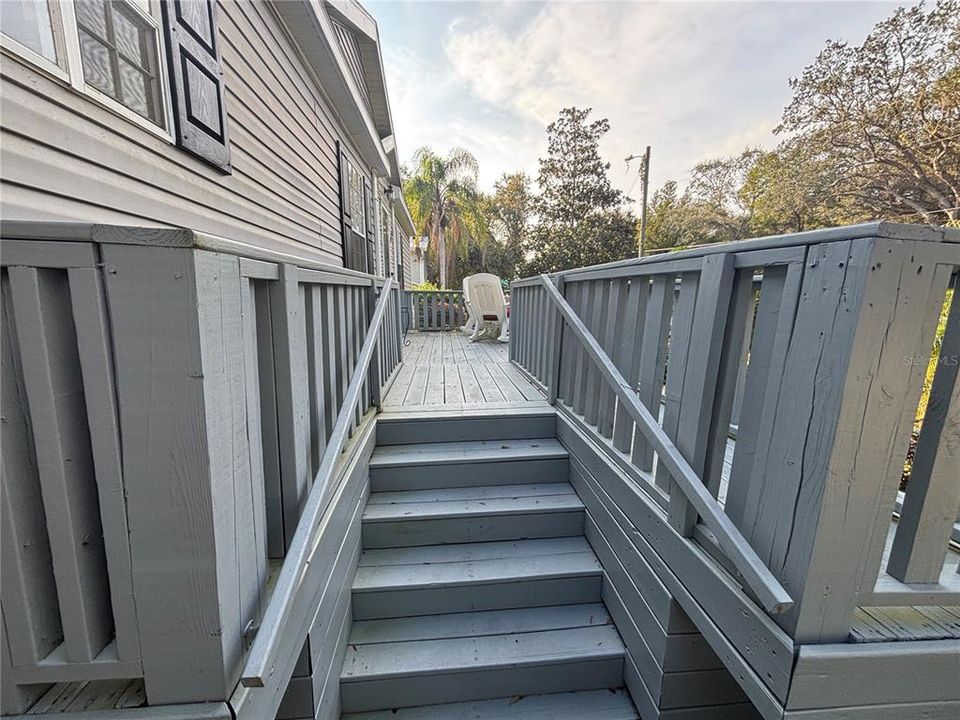 待售: $259,000 (4 贝兹, 3 浴室, 1248 平方英尺)