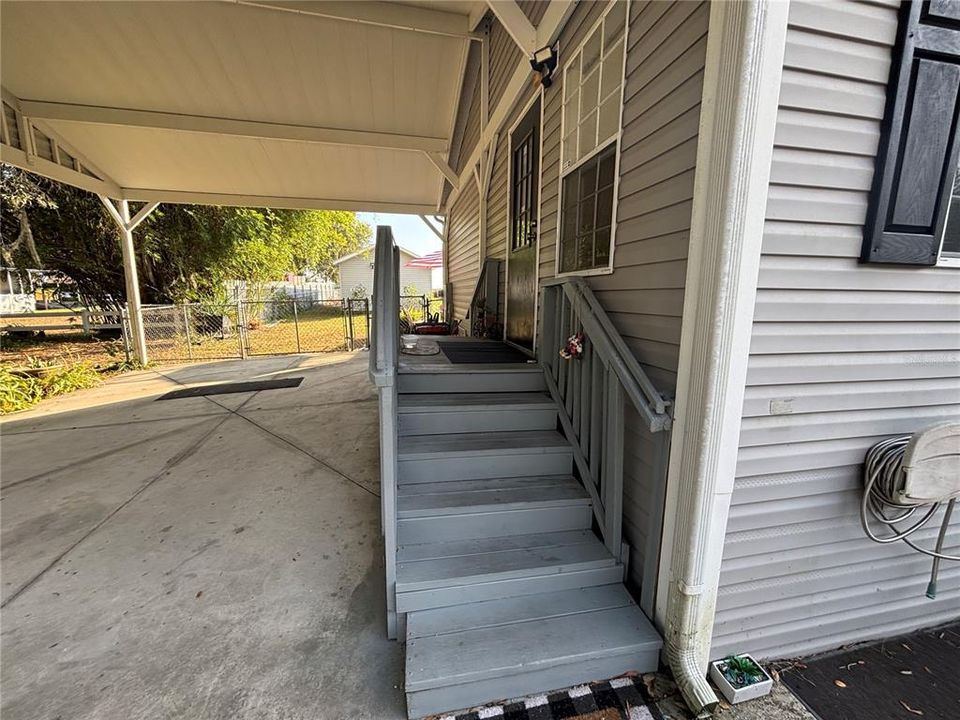 待售: $259,000 (4 贝兹, 3 浴室, 1248 平方英尺)