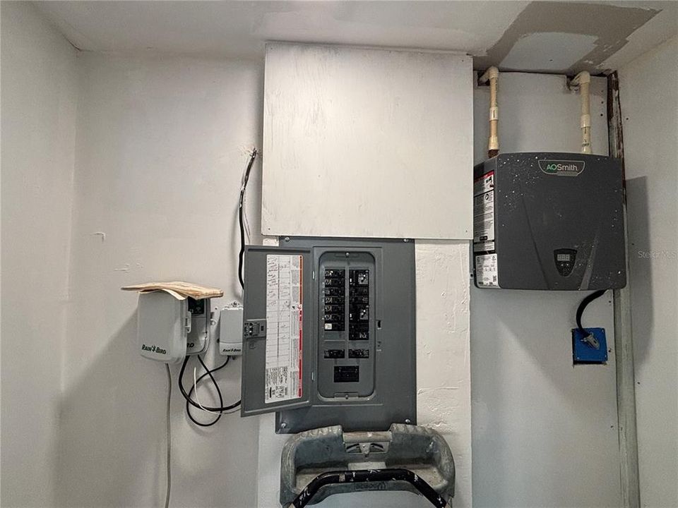 待售: $259,000 (4 贝兹, 3 浴室, 1248 平方英尺)