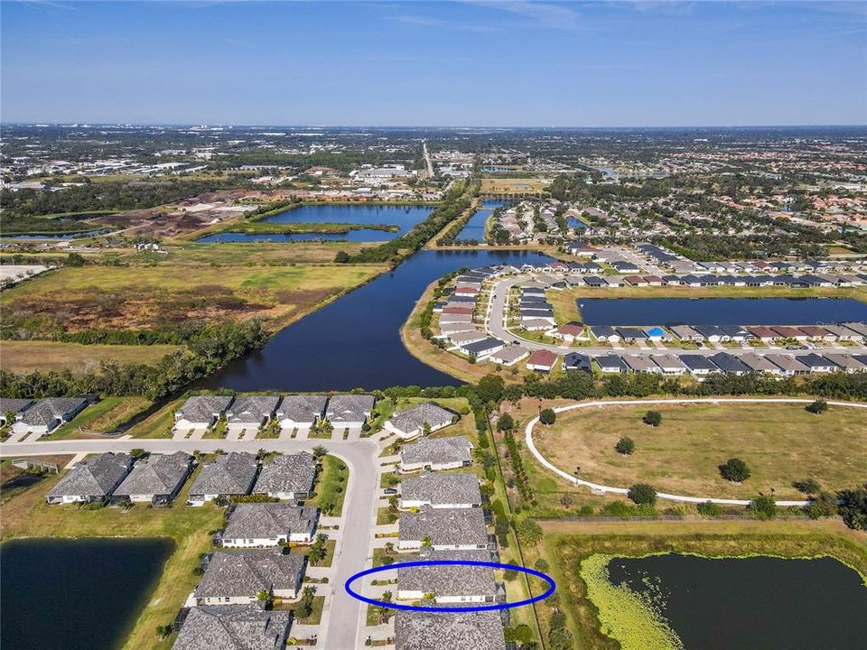 На продажу: $438,900 (2 спален, 2 ванн, 1634 Квадратных фут)