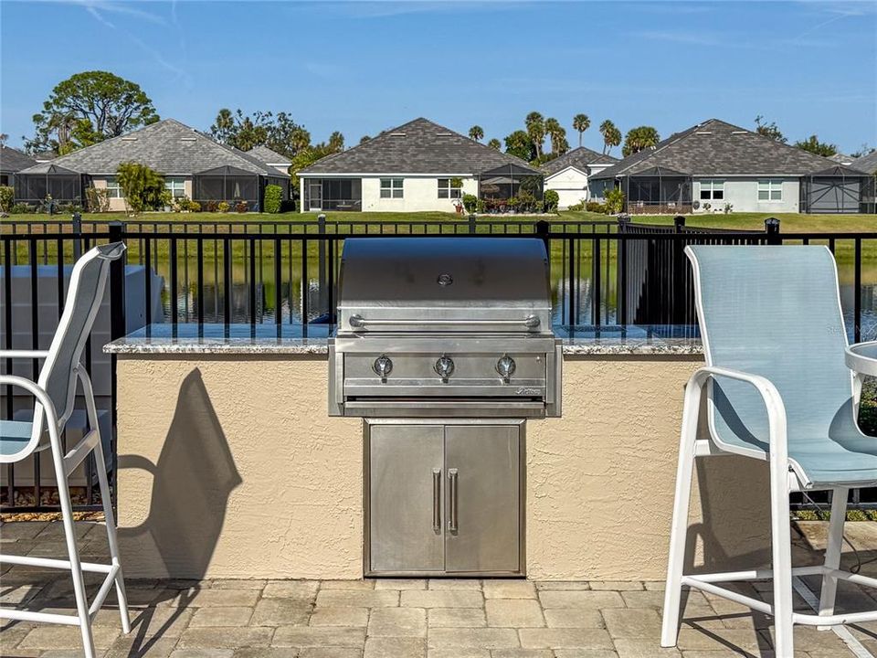 На продажу: $438,900 (2 спален, 2 ванн, 1634 Квадратных фут)