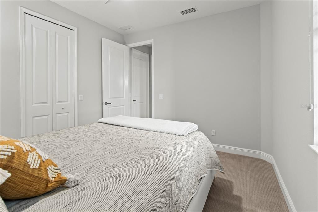 На продажу: $438,900 (2 спален, 2 ванн, 1634 Квадратных фут)