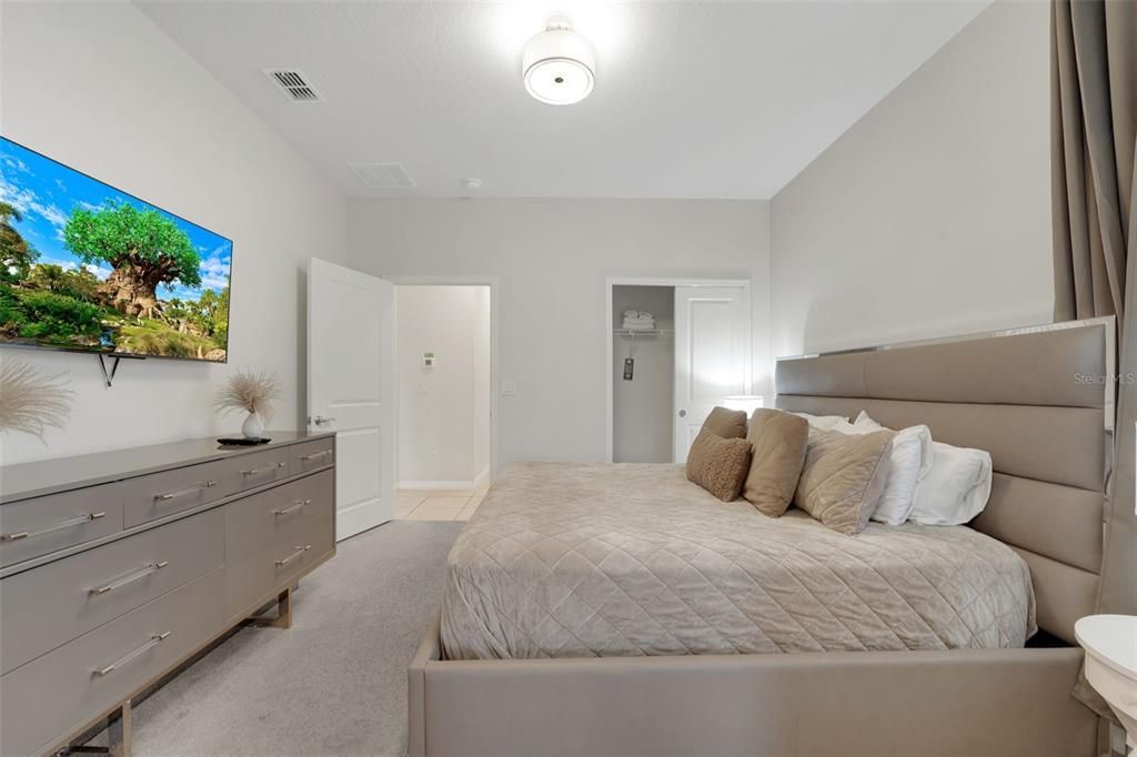 En Venta: $620,000 (6 camas, 4 baños, 3117 Pies cuadrados)