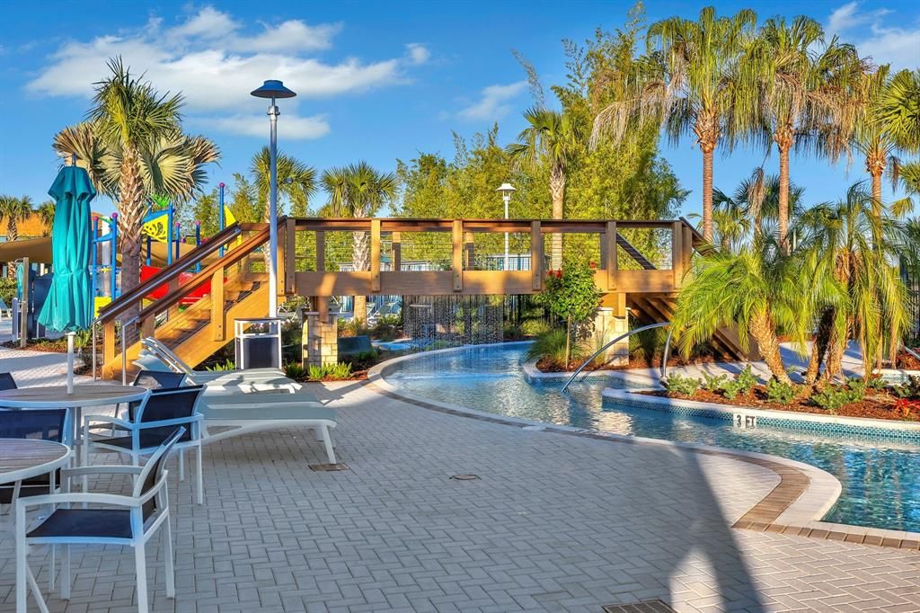 En Venta: $620,000 (6 camas, 4 baños, 3117 Pies cuadrados)