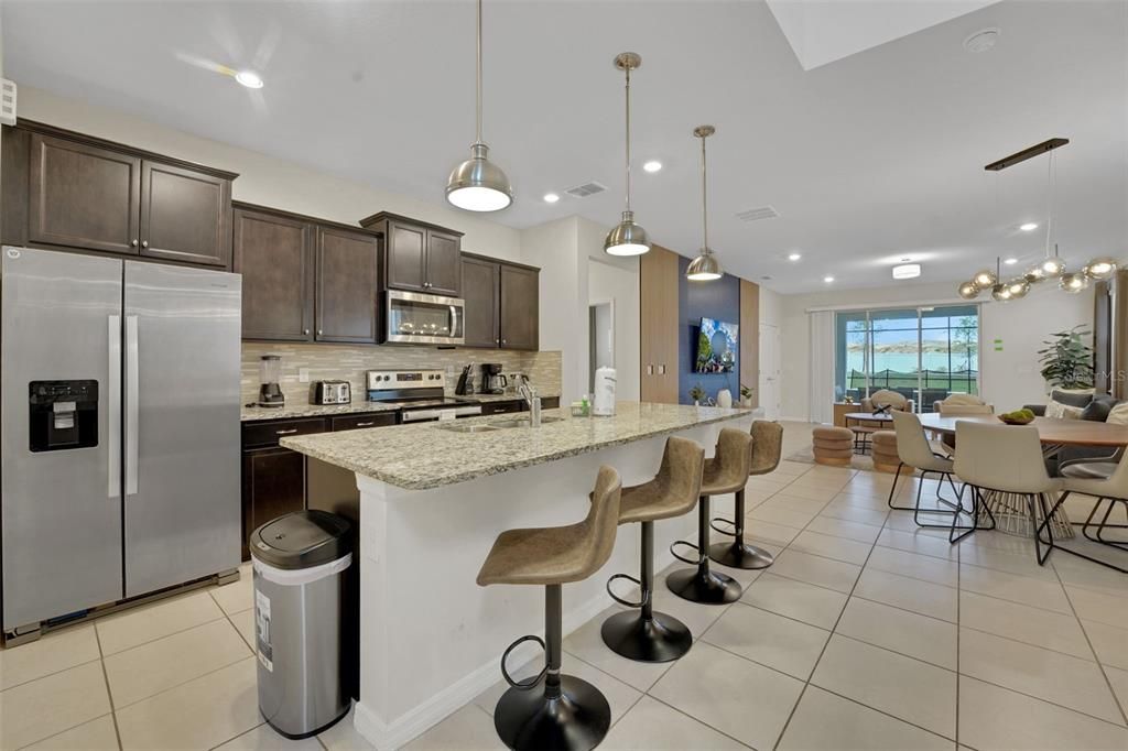 En Venta: $620,000 (6 camas, 4 baños, 3117 Pies cuadrados)