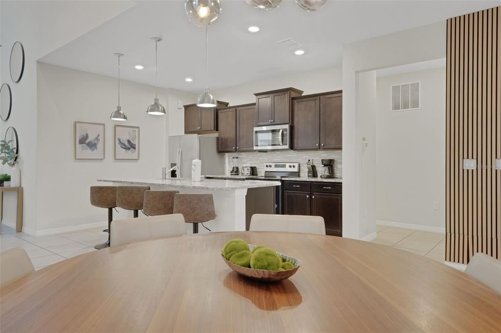 En Venta: $620,000 (6 camas, 4 baños, 3117 Pies cuadrados)