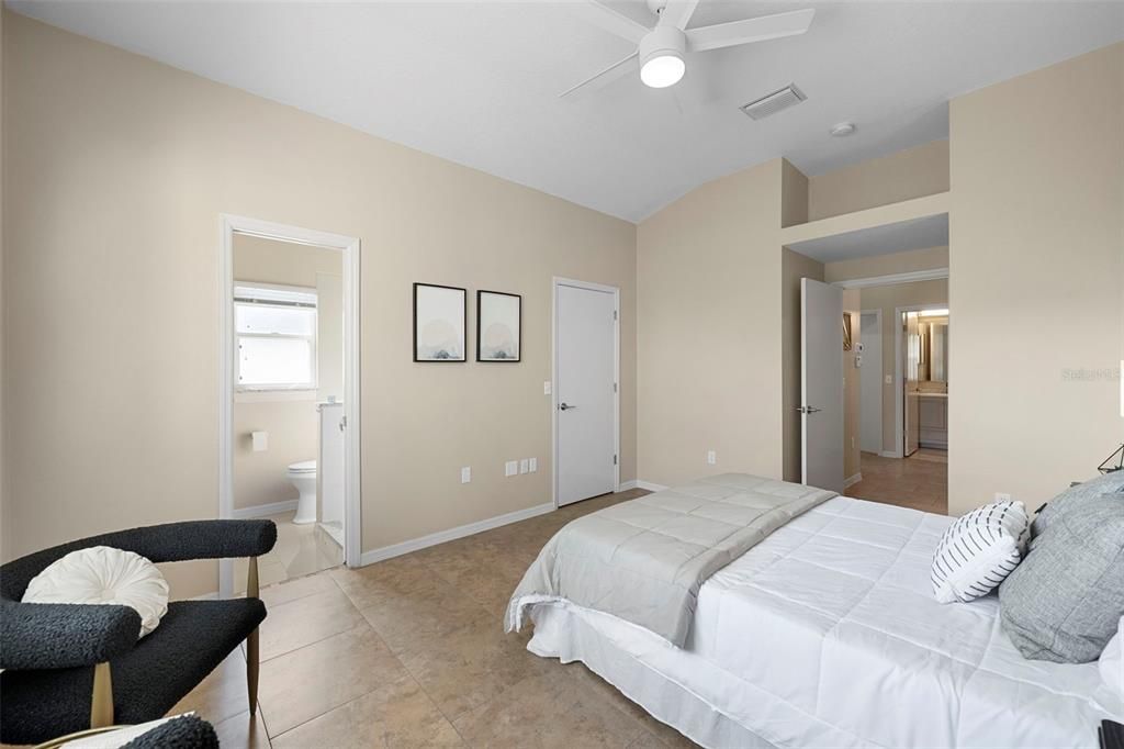 For Sale: $399,900 (3 beds, 2 baths, 1394 Square Feet)