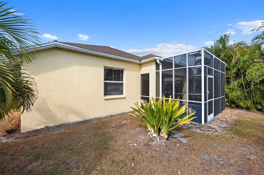 For Sale: $399,900 (3 beds, 2 baths, 1394 Square Feet)