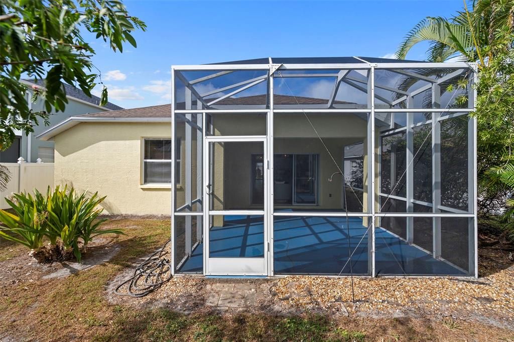 For Sale: $399,900 (3 beds, 2 baths, 1394 Square Feet)