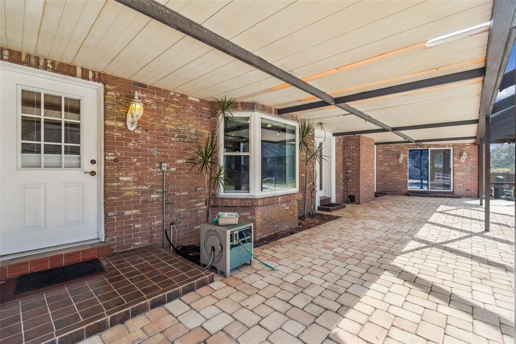 For Sale: $867,000 (3 beds, 3 baths, 3187 Square Feet)