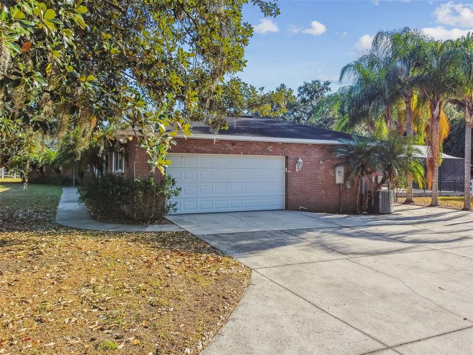 For Sale: $867,000 (3 beds, 3 baths, 3187 Square Feet)