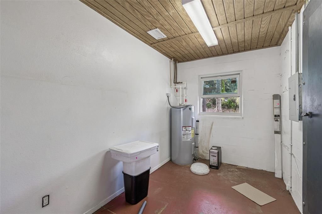 For Sale: $867,000 (3 beds, 3 baths, 3187 Square Feet)