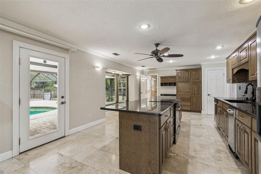 For Sale: $867,000 (3 beds, 3 baths, 3187 Square Feet)