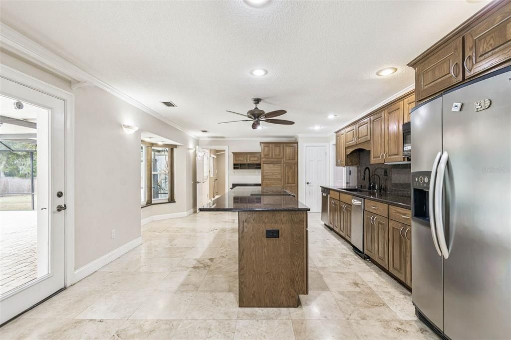 For Sale: $867,000 (3 beds, 3 baths, 3187 Square Feet)