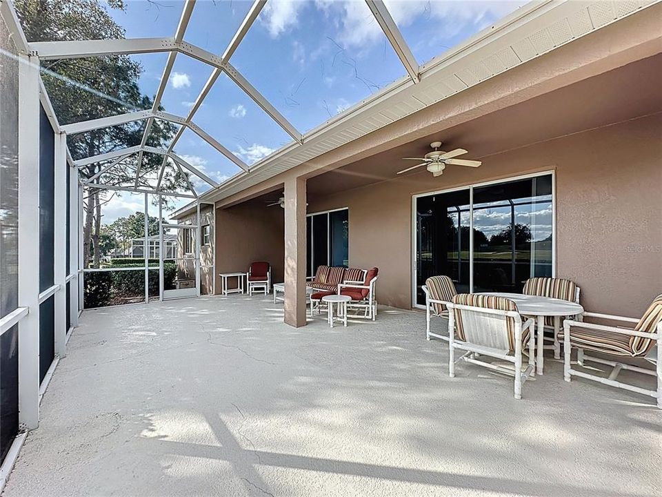 For Sale: $425,000 (2 beds, 2 baths, 1930 Square Feet)