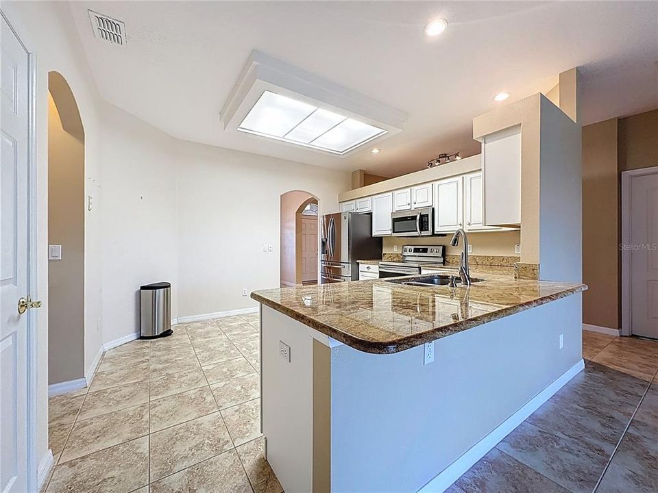 For Sale: $425,000 (2 beds, 2 baths, 1930 Square Feet)