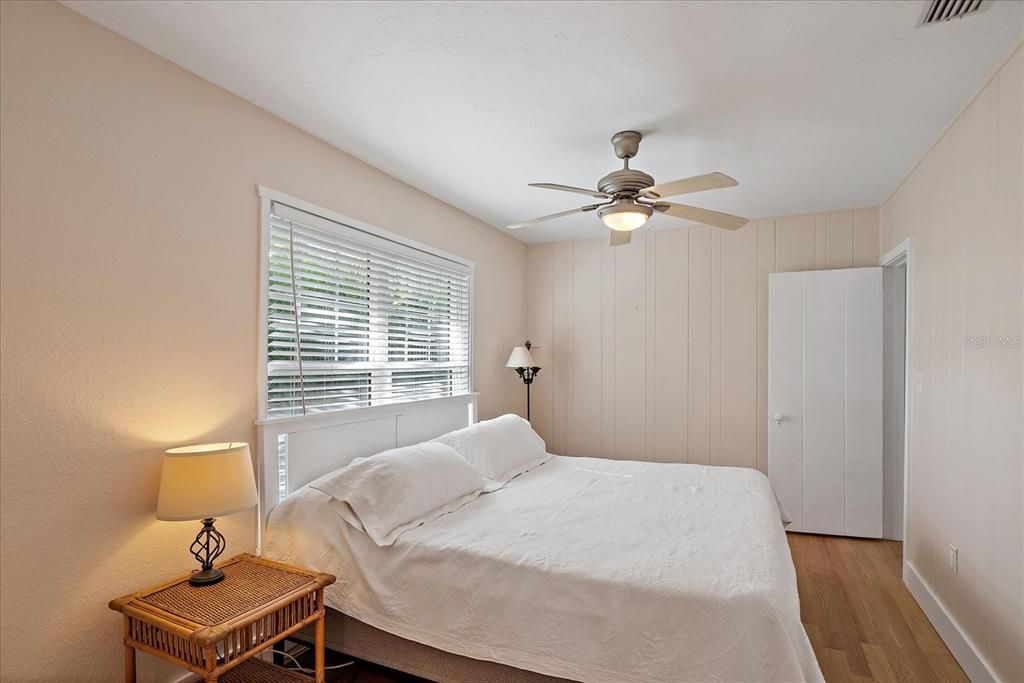 For Sale: $1,190,000 (2 beds, 2 baths, 1180 Square Feet)