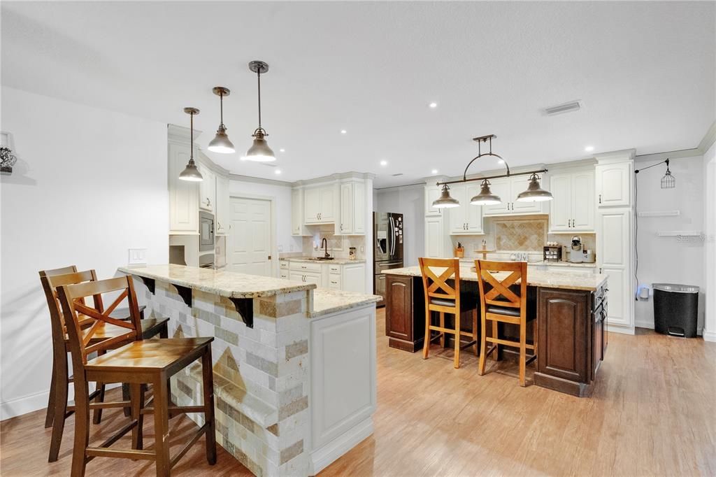 For Sale: $1,100,000 (6 beds, 5 baths, 3569 Square Feet)