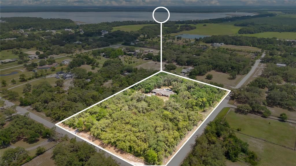 For Sale: $1,100,000 (6 beds, 5 baths, 3569 Square Feet)