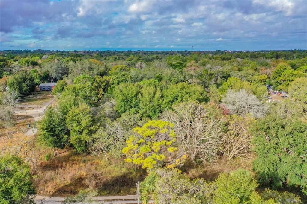 На продажу: $799,000 (1.39 acres)