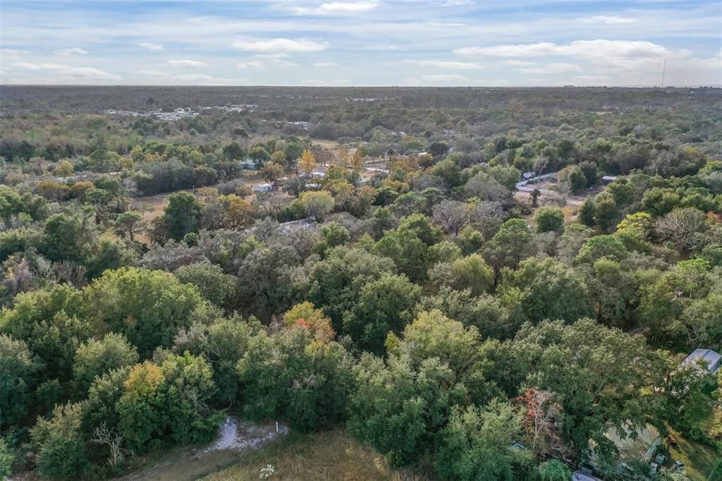 На продажу: $799,000 (1.39 acres)