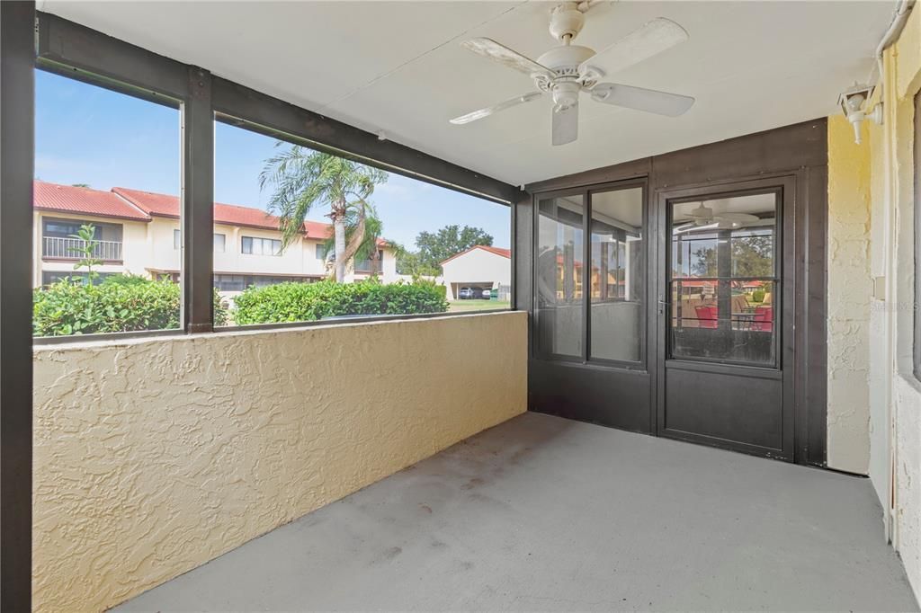 En Venta: $269,900 (2 camas, 2 baños, 1369 Pies cuadrados)