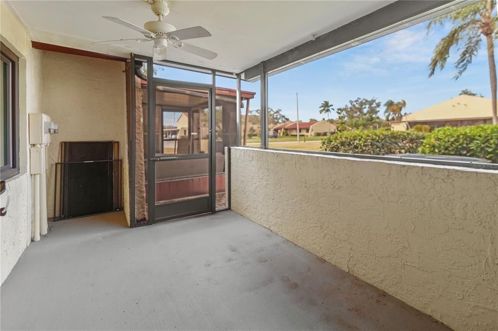 En Venta: $269,900 (2 camas, 2 baños, 1369 Pies cuadrados)