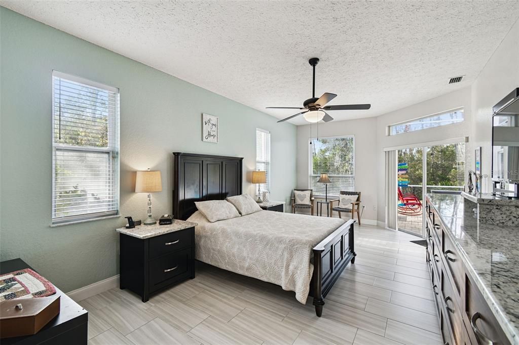 En Venta: $489,000 (3 camas, 2 baños, 2123 Pies cuadrados)